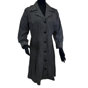 Vintage 1970s Jolie Femme Black & White Diagonal Stripe Dress – Size 46